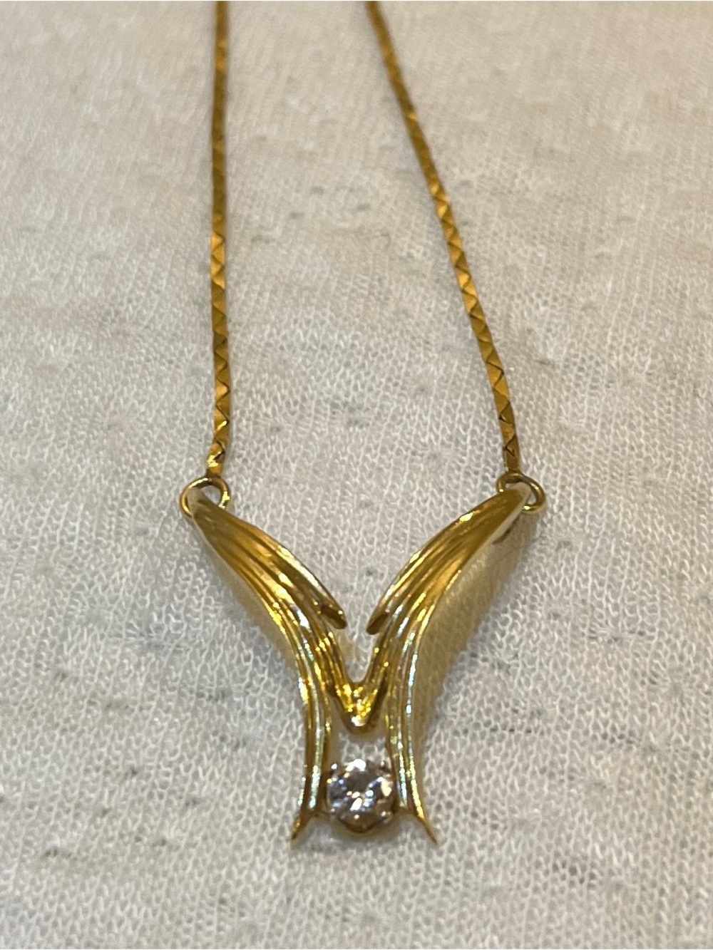 14K Yellow Gold Diamond Angel Wing Pendant Necklace - 15" long - Italian Design